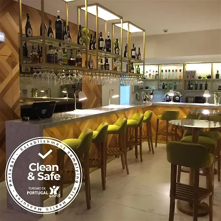 Furadouro Boutique & 4* Οβάρ