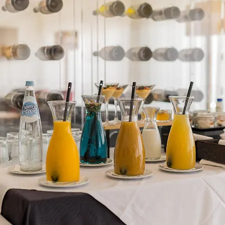 Furadouro Boutique & אובאר