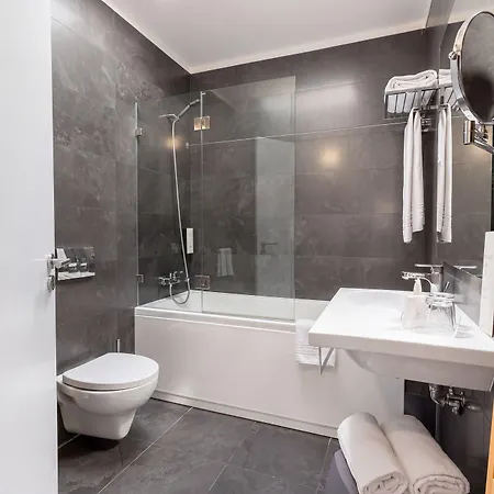 Furadouro Boutique & 4* Οβάρ