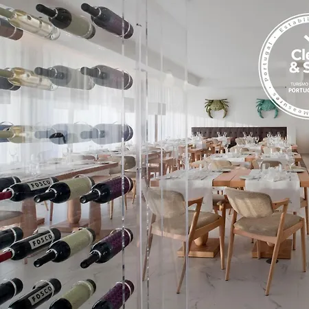 Furadouro Boutique & אובאר