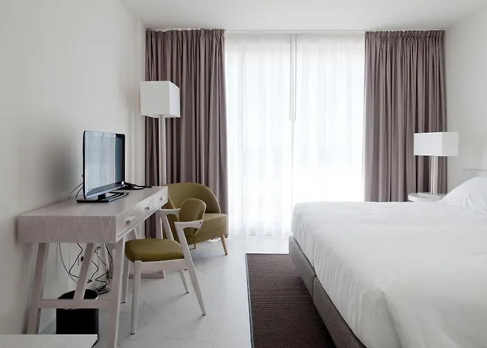 Отель Furadouro Boutique & Овар